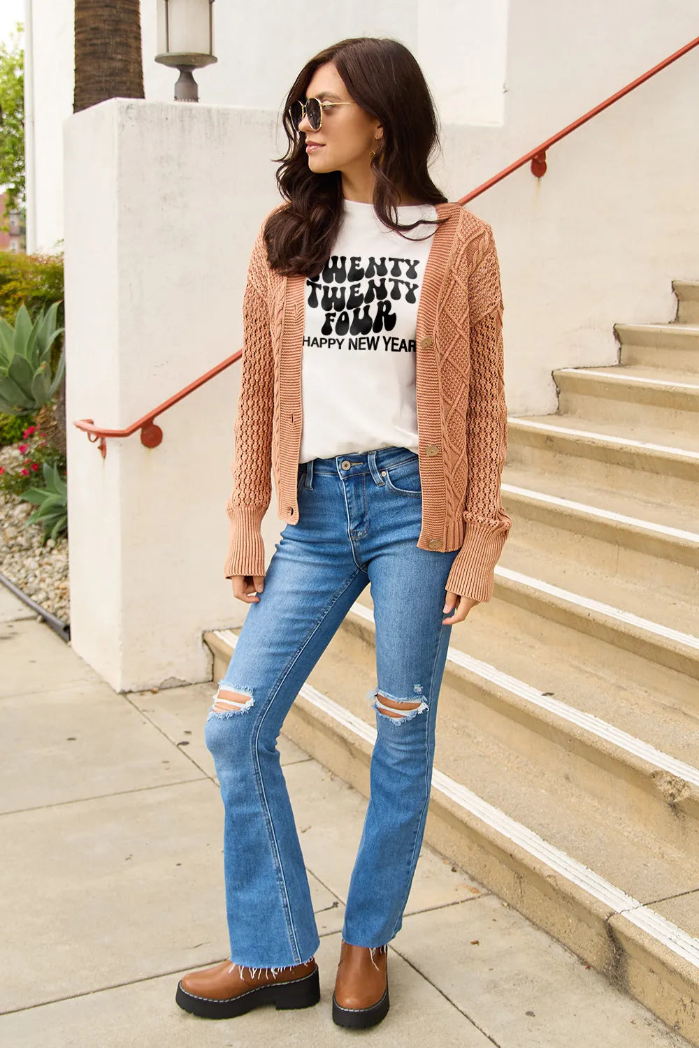 685dfb88-09e5-43f8-8dc1-07ebc79a19ac-Max