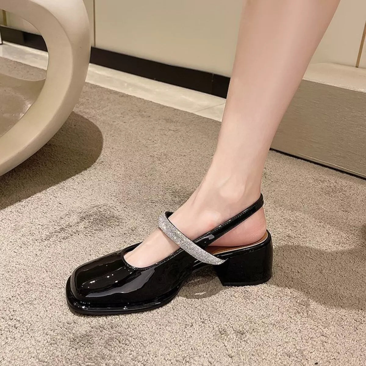 b015decd72764cbcac25e01bde20654e-Max-Origin