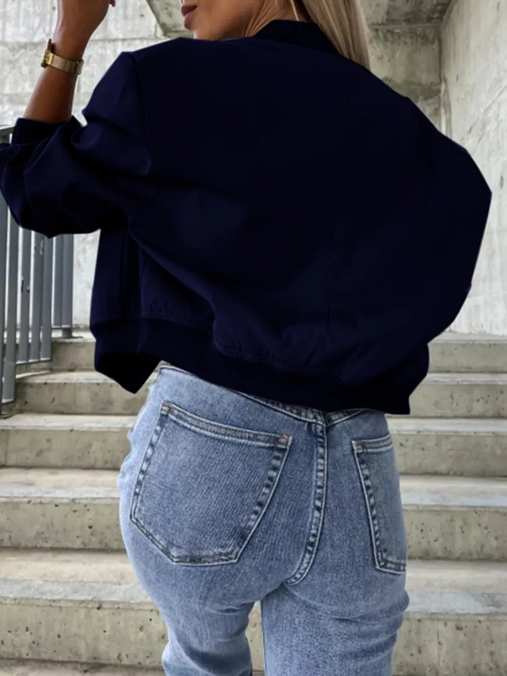 e98f6b05-4c68-4578-9f7a-b1c2c2fee06d-Max